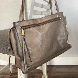 Hobo Affinity taupe brown leather shoulder bag tote purse